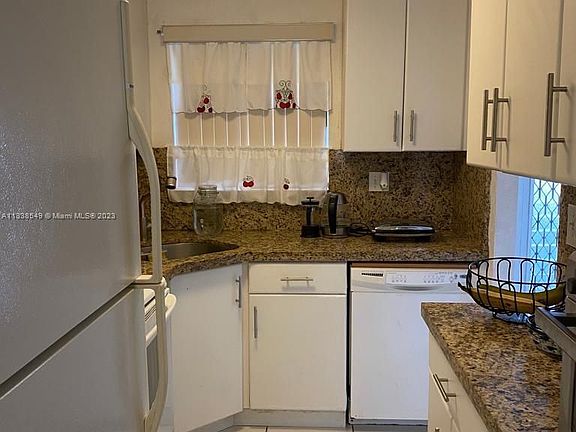 4th image of 8515 Sunrise Lakes Blvd APT 103