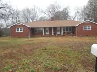 2630 W Croft Cir, Spartanburg, SC 29302