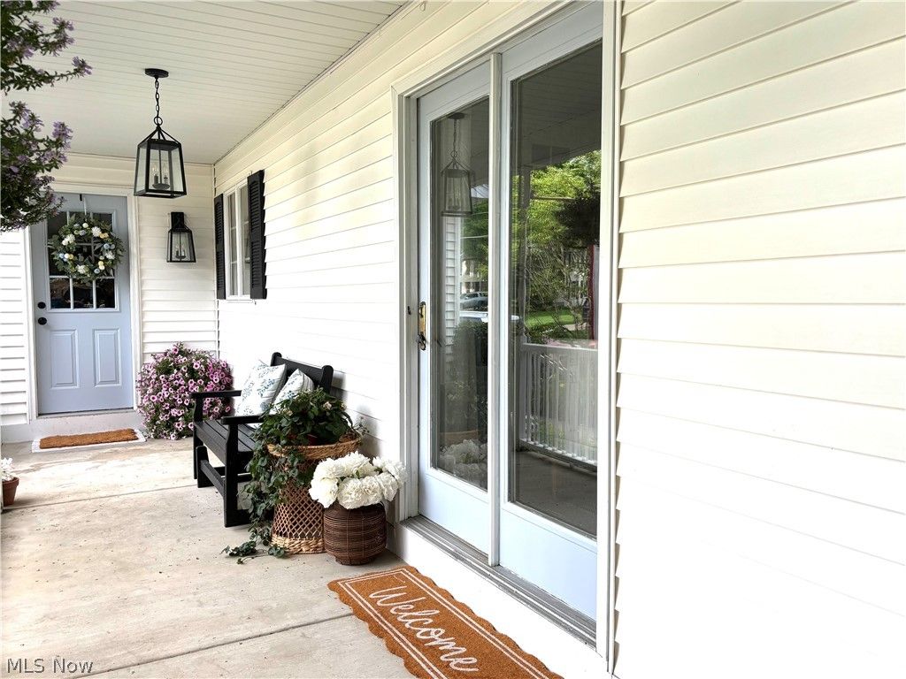 8268 Hilltop Dr, Poland, OH - View 5