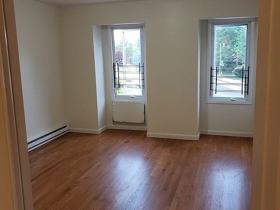 2nd image of 214-01 Waters Edge Dr Floor 3