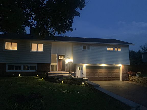 3rd image of 70 Ashley Dr