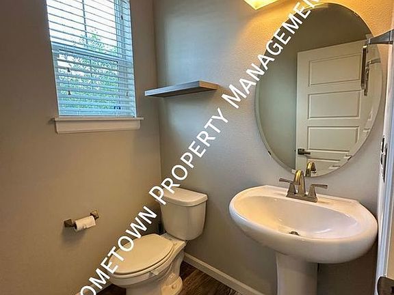 5th image of 5006 Kenrick St SE