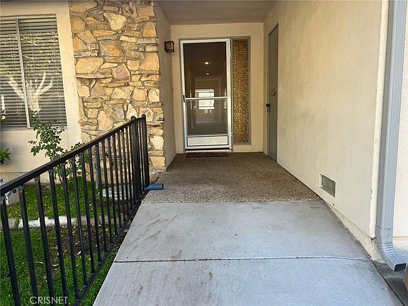 3rd image of 26855 Oak Branch Cir