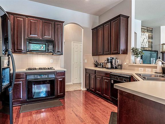 5th image of 1513 Stone Bend Ln