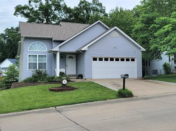 582 Indian Lake Dr, Wright City, MO 63390