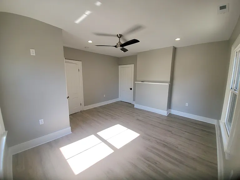 419 Hinton St #1 — Photo 7