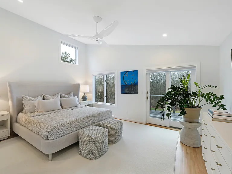 15 Margaret Dr — Photo 11