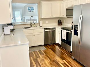 45 Oak Ridge Cir, Richmond Hill, GA 31324