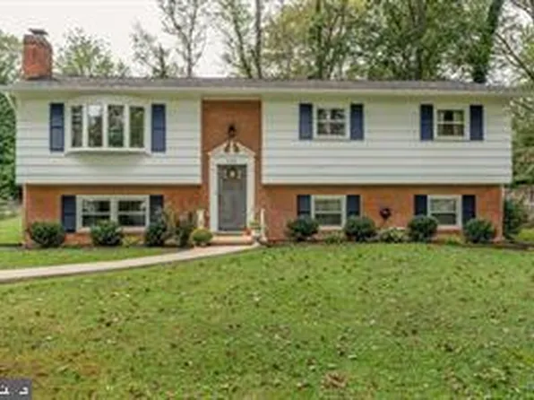 8508 Washington Ave, Alexandria, VA 22309