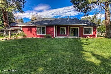 4th image of 121 Rattlesnake Ln