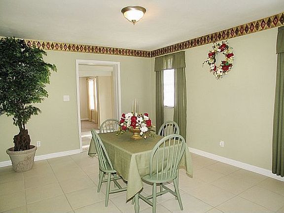 Dining room 