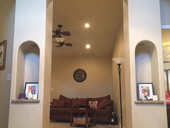 2nd image of 1702 Kingwood Dr