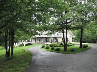 4206 Tara Lake Dr, Fulton, MO 65251
