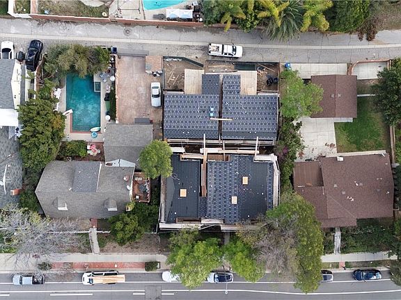 2nd image of 11348 Reseda Blvd