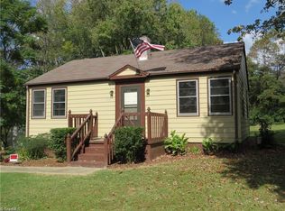 836 Summit Ave, Reidsville, NC 27320