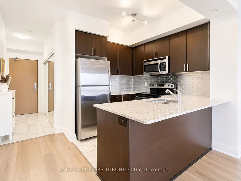520 Steeles Ave W #503 — Photo 3