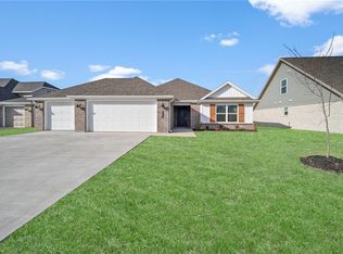 662 Kayla Maria St, Prairie Grove, AR 72753