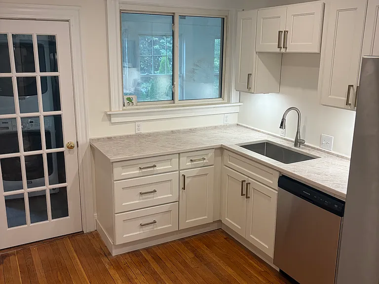 37 Rogers Park Ave #2 — Photo 2