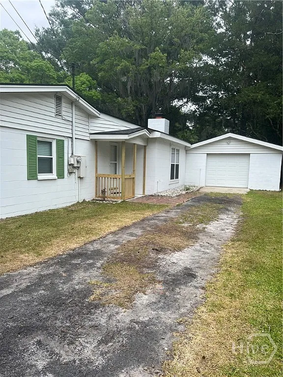 Building Photo - 106 Hickory St