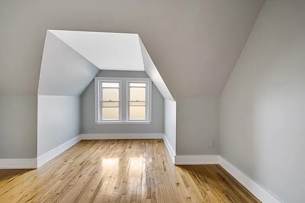 Rented by Compass | media 11