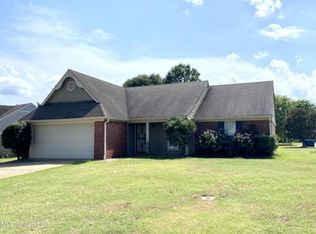10477 Stephenson Ln, Olive Branch, MS 38654