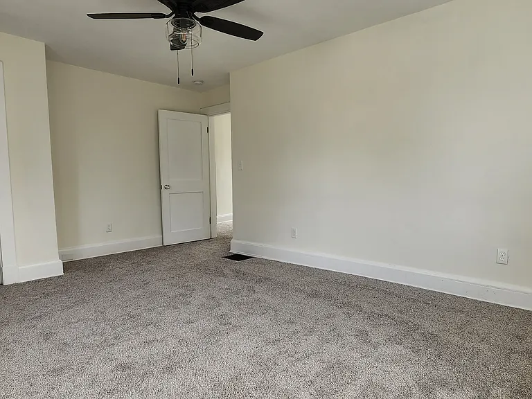 6106 Kennedy Ave — Photo 3