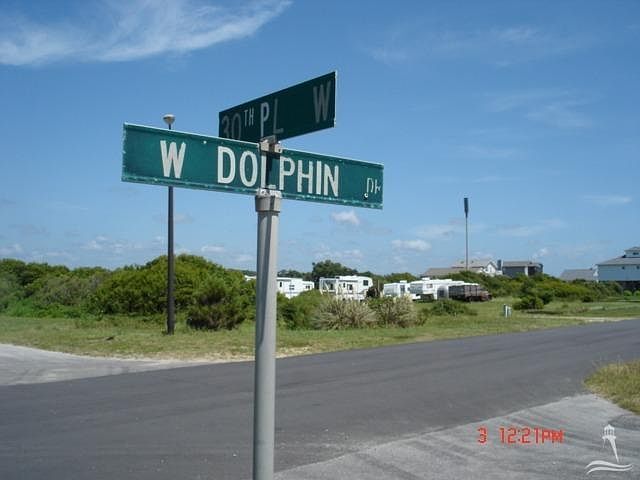 2nd image of W Dolphin Drive