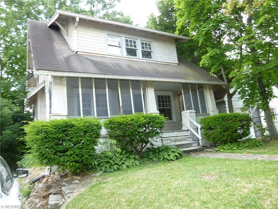 1st image of 706 Russell Ave