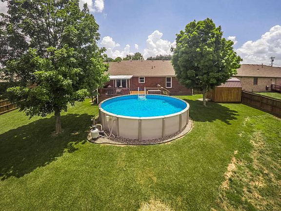 5th image of 241 Senate Ln
