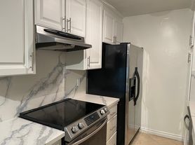 1831 Barry Ave, Los Angeles, CA