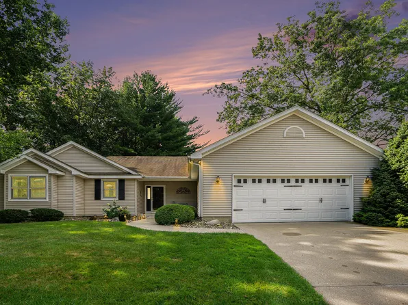 9468 Lightwood Ct, Richland, MI 49083