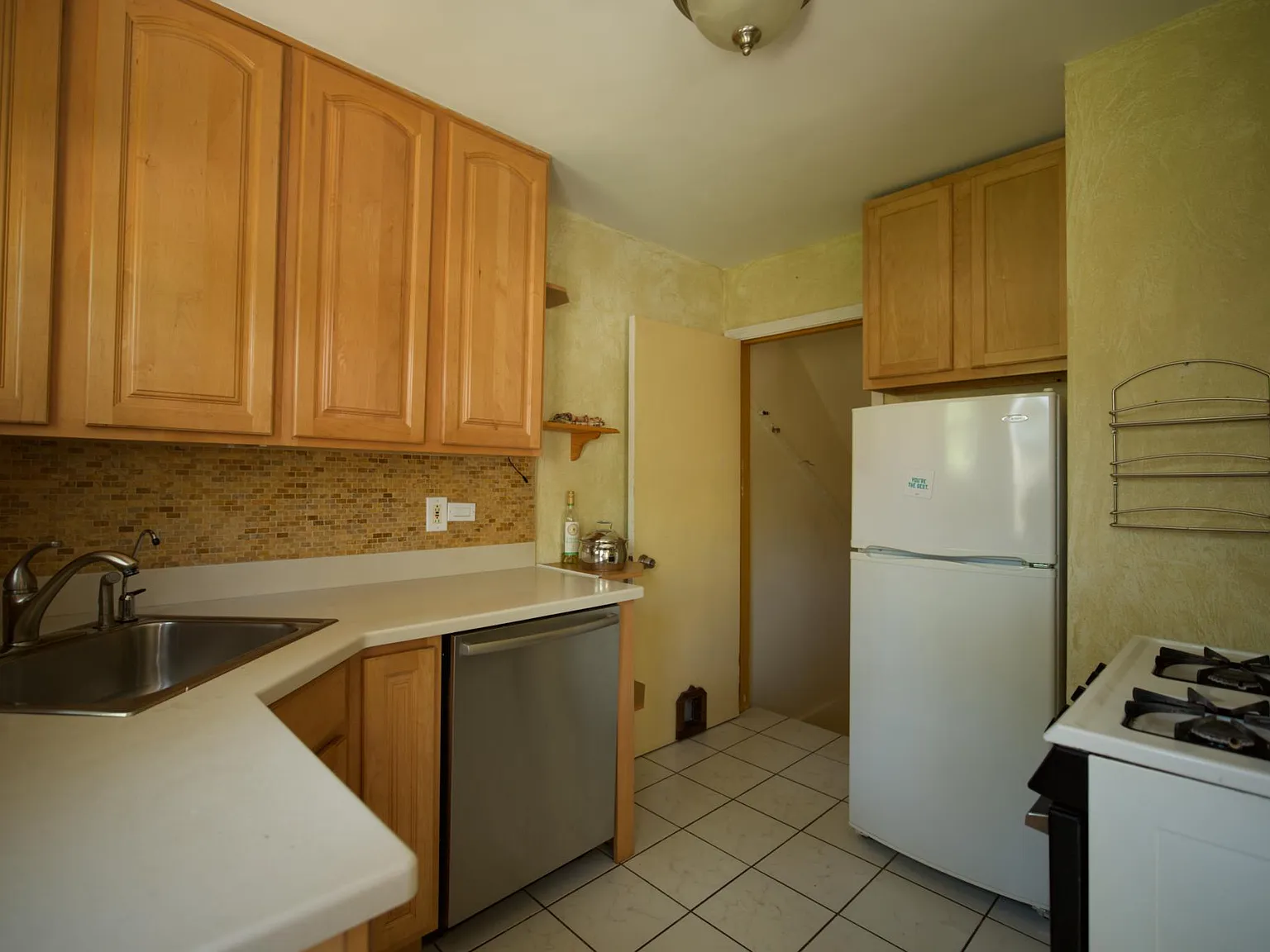 2 bed, 1080 sqft, $2,500 — Photo 2