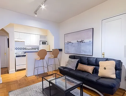 Rented by Park Avenue Properties | media 2