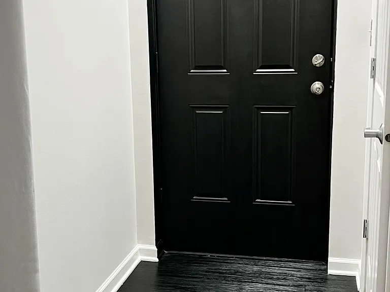 W Eastman St — Photo 12