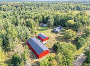 5852 NW County Line Rd, Coleman, MI 48618