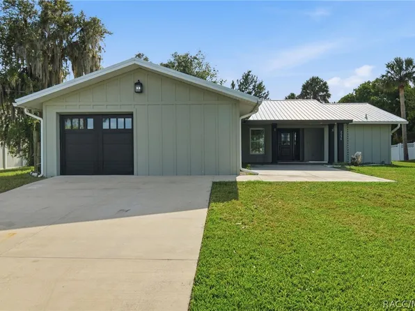 2236 N Watersedge Dr, Crystal River, FL 34429