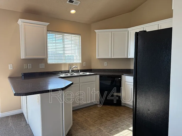 1212 W Spencer Rd #303 — Photo 10