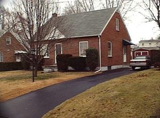 329 Pinehurst Rd, York, PA 17402