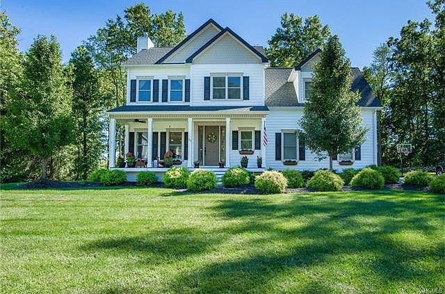 1st image of 25 Briarwood Ln