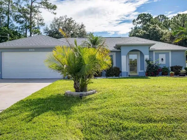 4568 Thisbe St, North Port, FL 34286