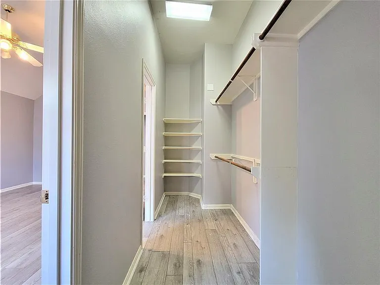 13910 White Oak Glen Ct — Photo 11