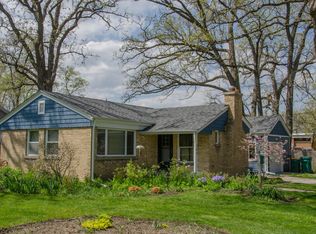 704 Kipling Pl, Deerfield, IL 60015