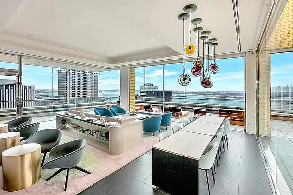 Rented by SERHANT. | media 8