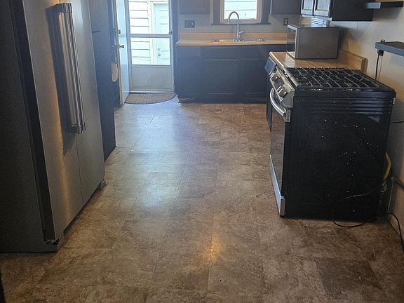 4th image of 519 Bradley St