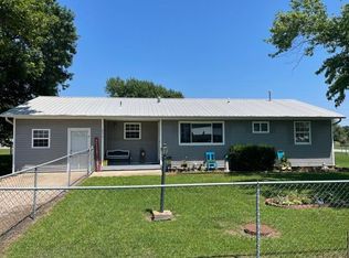 211 Barbieri St, Arma, KS 66712