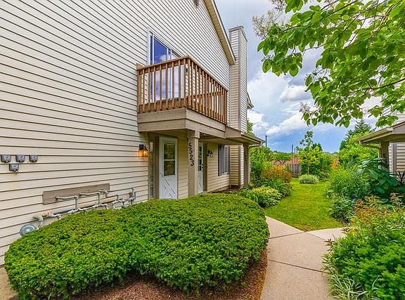 2nd image of 5523 Barclay Ct