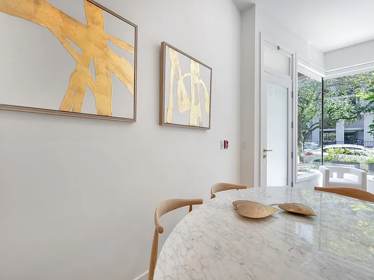 955B Nicola St — Photo 24