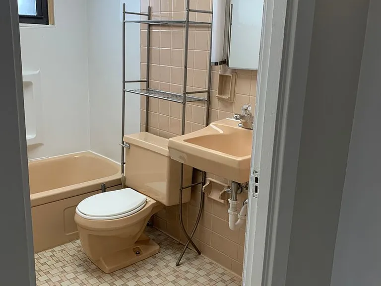 5706 Walnut St — Photo 9