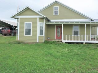 6514 Fm 882, Pawnee, TX 78145