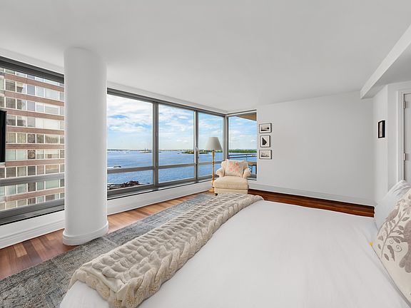 5th image of 30 West St APT 23F